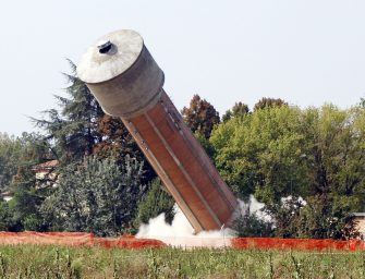 Modena, salta l’acquedotto