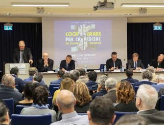 Confcoop rilancia sulla cooperazione: serve una legge nazionale