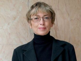 Cavriago. Stroncata da malore a 60 anni Layla Davoli, moglie dell’ex sindaco Delmonte