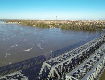 Il Po decresce, la piena transita nel Reggiano