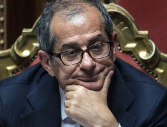 Tria: o si taglia la spesa, o aumenta l’Iva