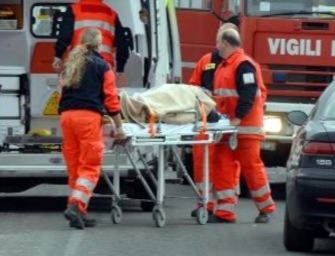 Correggio. Incidente sulla provinciale 468, morto un motociclista