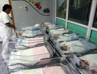 Cambia il congedo di maternità, si potrà lavorare sino al parto