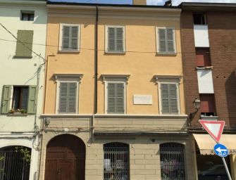 24emilia video. Centro storico di Reggio, i palazzi recuperati