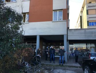 Via Turri, rigidi controlli alle abitazioni