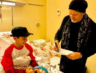 Babbo Natale porta Vasco al Rizzoli