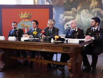 Cartelli funebri, ‘agli infermieri 200 euro a morto’