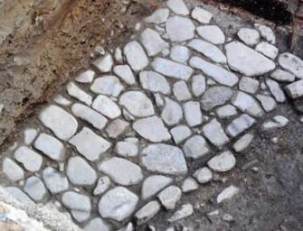 Reggio, riaffiora tratto antica via Emilia