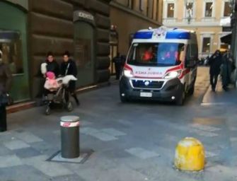 Reggio. Non passa l’ambulanza, il Comune: abbassato il Pilomat di piazza Prampolini