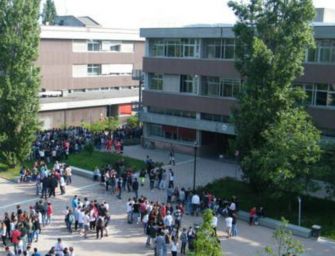 Reggio. Scuole superiori: calo di iscritti nei licei, in aumento i tecnici