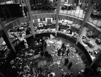 “Finalmente domenica”, al teatro Valli di Reggio arriva la storia della strage di Piazza Fontana