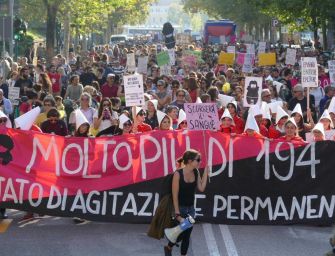 In 20mila sfilano a Verona per ‘laicità e diritti’