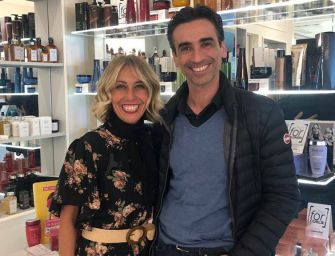 E Salati va dalla parrucchiera