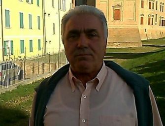 Ammazzato al bar, forse motivi amorosi