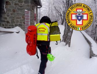 Sorpresi dal ghiaccio sul Monte Cusna, salvati dall’elicottero