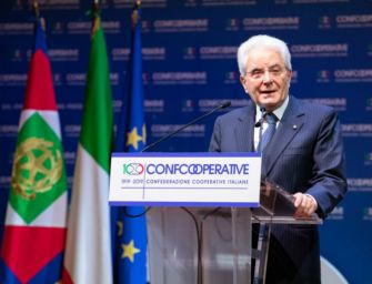 Mattarella: da coop contributo equilibrio Paese