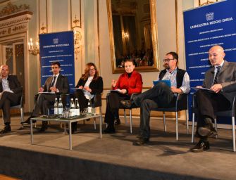 Industria e candidati a confronto