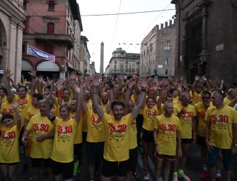 In 5000 alla Run 5.30. In prima fila  l’rcivescovo Zuppi e l’assessore Lepore