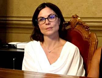 Reggio, l’assessora Sidoli: “Lo Stato faccia seguito alle promesse con azioni tempestive: lealtà verso i “piccoli” dell’economia”