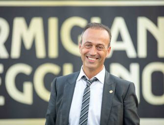 Parmigiano-Reggiano protagonista a Fico. Depositato il ricorso contro Kraft