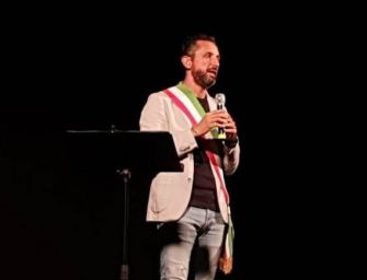 Luzzara, inaugurata la Sala polivalente. Ai commercianti l’assegno per il rilancio del centro