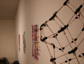 L’arte attraverso l’argilla giapponese. Damiani inaugura: “Io sono come te a 17 anni”