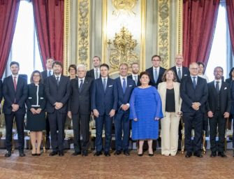 Governo giura. E lunedì la fiducia alla Camera