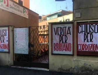 “Verità per Bibbiano” e “Chiuso per corruzione”: vandalizzati tre circoli del Pd a Roma