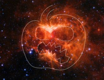 Halloween, dalla Nasa una zucca cosmica ai confini della Via Lattea