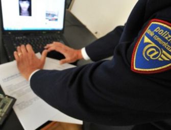 Abusi sessuali: arrestate 2 mamma, una di Reggio