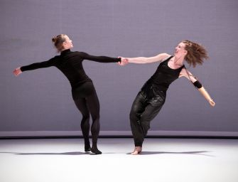 ‘Tordre’, al Festival Aperto: le infinite possibilità creative del corpo tra potenza e fragilità