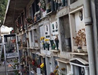 Reggio. Santi e defunti, orario di visita continuato nei cimiteri