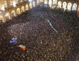 Piazza Maggiore, 13mila no alla Lega