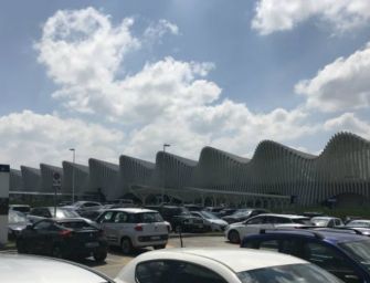 Stazione Mediopadana, “situazione non degna di una città civile”