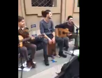 Video-music-Reggio 24emilia. Manuel Setti live in via Crispi