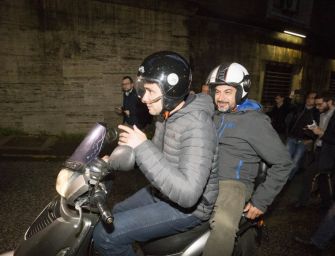 Caos 5s, Dibba difende ribelle Paragone