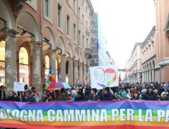 Serpentone per la Marcia della Pace