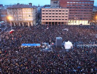 Sardine a Bologna: siamo in 40mila