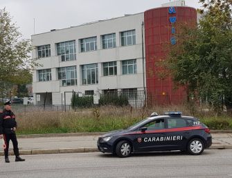 12enne tenta il suicidio, lo salvano i carabinieri