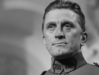 Cinema. Morto Kirk Douglas, aveva 103 anni