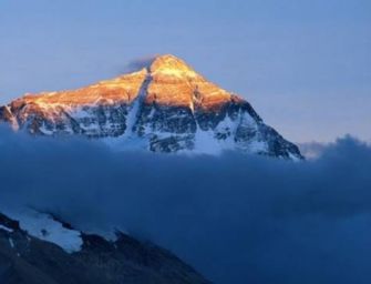 Coronavirsus, fermate scalate all’Everest