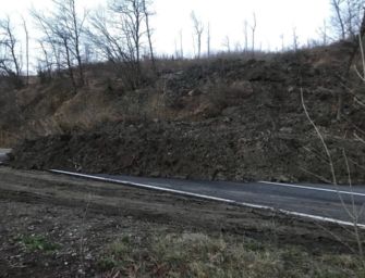 Nel modenese frana sulla strada provinciale 4 Fondovalle Panaro vicino a Ponte Samone