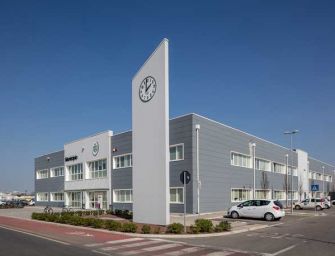 Coronavirus. Positivo un dipendente del Comune di Mirandola, colleghi in quarantena