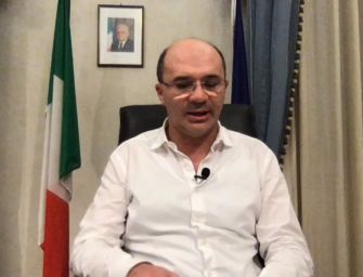 Vecchi online: no agli assembramenti nei parchi, scattano le denunce