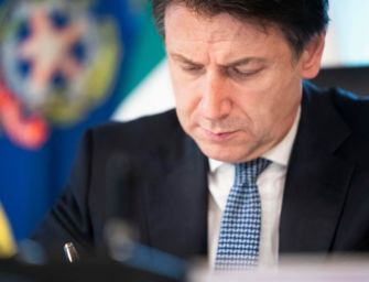 Conte:  a breve piano riaperture 4 maggio