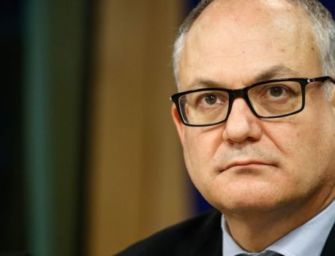 Via al bonus da 600 euro, ad aprile 800