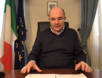 “Virus pare oggi meno aggressivo, ma non va sottovalutato”