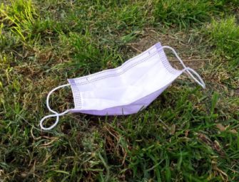 Reggio. Fase 2 Coronavirus: 500 euro di multa a chi getta la mascherina a terra