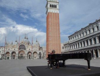 (Video) “Amore adesso”, Zucchero in una deserta Venezia