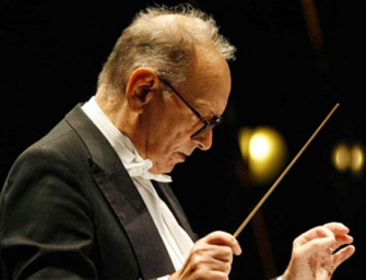 Il maestro Ennio Morricone dirige The Mission